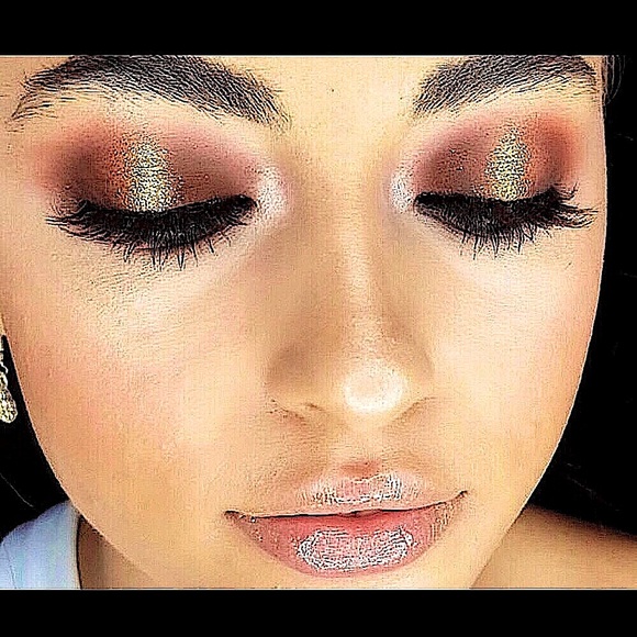 🆕🔥BARBARELLA/BEE BEAUTY LONDON 20 MATTE&SHIMMER SHADES GORGEOUS EYE PALETTE 🎨 - Picture 2 of 10